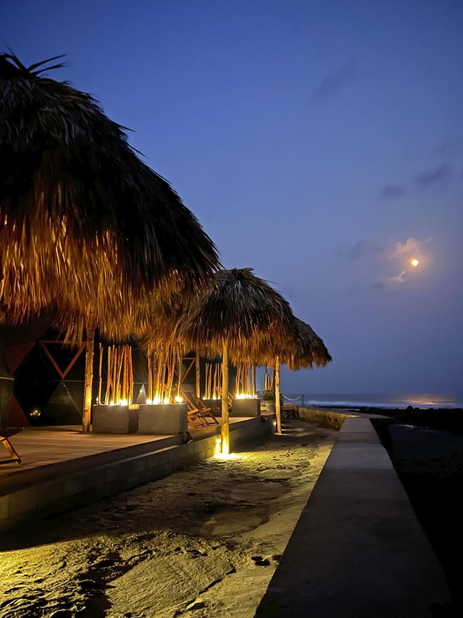 Almare Zonte - Beachfront Glamping Hotel El Zonte Exterior foto